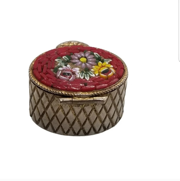 VINTAGE ORNATE FLORAL MICRO MOSAIC DESIGN GOLDTONE TRINKET BOX - Picture 4 of 6